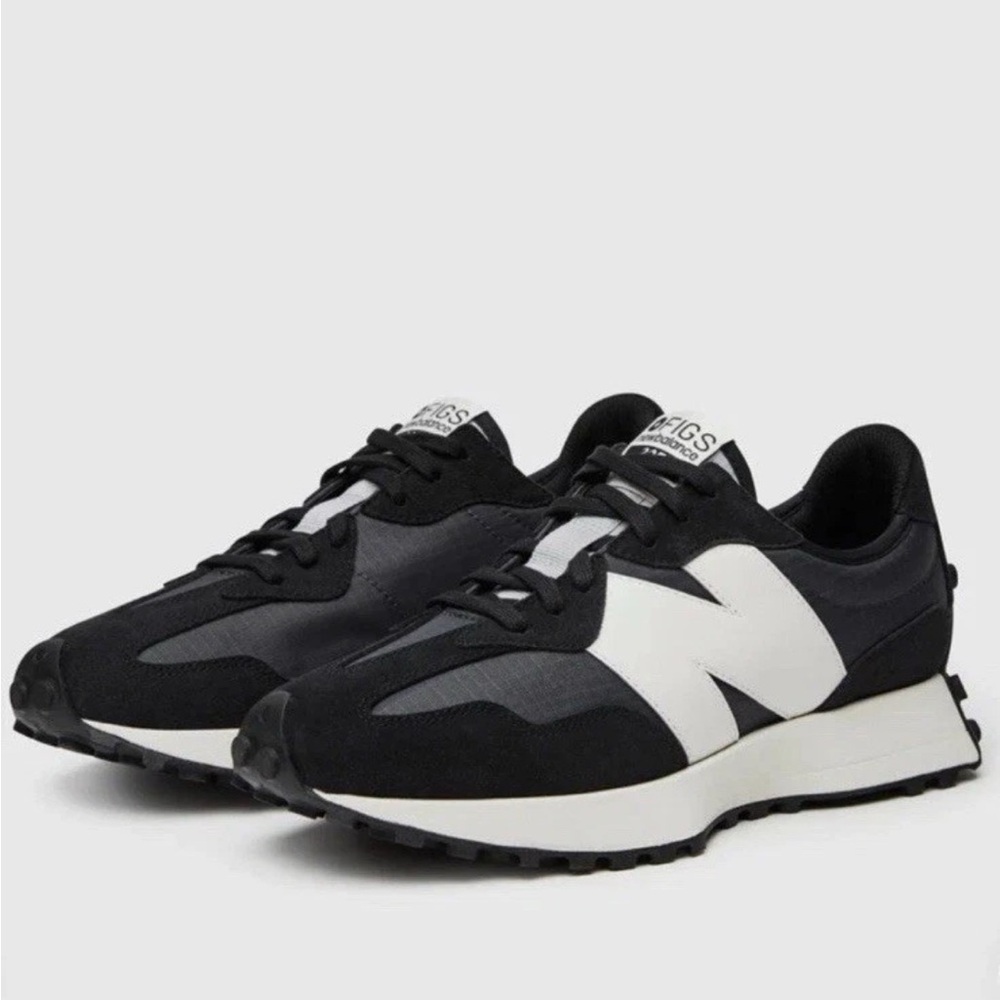 New Balance Monochrome Sneakers - Picture 12 of 15